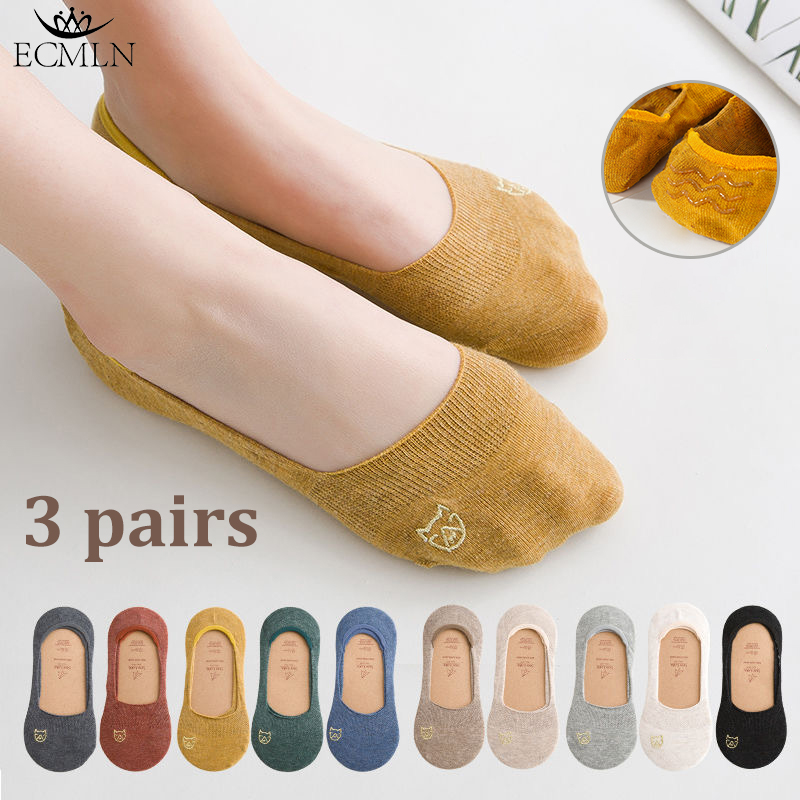 ECMLN 3 Pairs Invisible Shallow Mouth Non Slip Boat Socks for women of Ten Colors Summer Thin Section Solid Color Embroidery Crew Socks